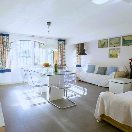Suitur Beachfront Apartment Roc De Sant Gaieta Roda de Bará Zewnętrze zdjęcie